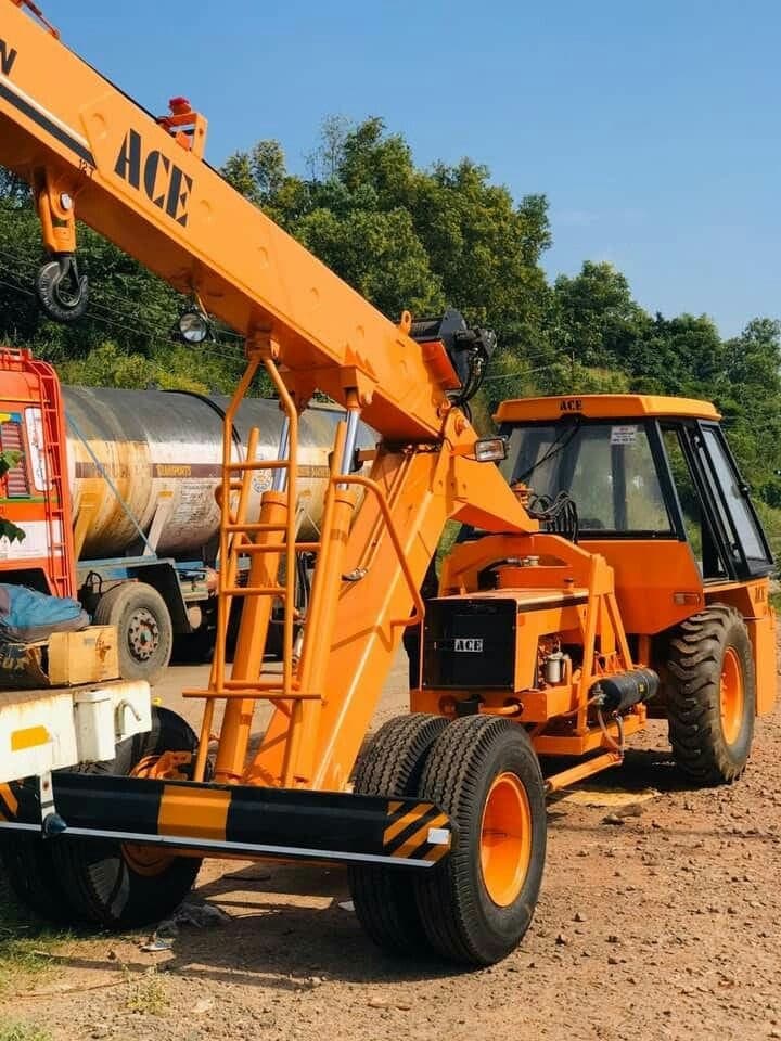Zupoh Enterprises crane positioned to remove machinery from a site